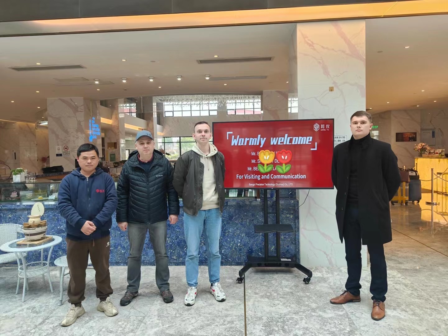 热烈欢迎俄罗斯客户到邦仪精密交流洽谈合作！